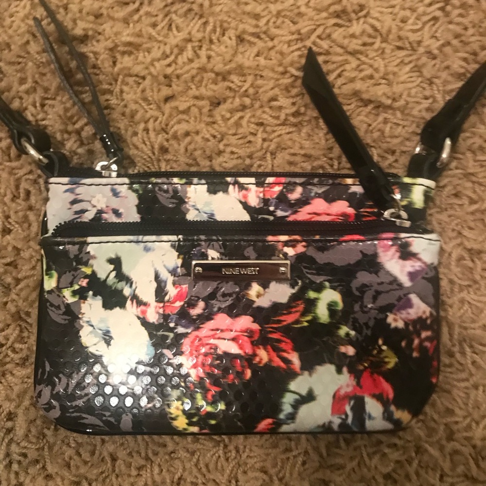 Nine West side bag